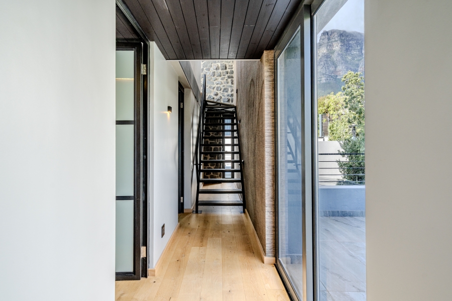 To Let 3 Bedroom Property for Rent in Camps Bay Western Cape
